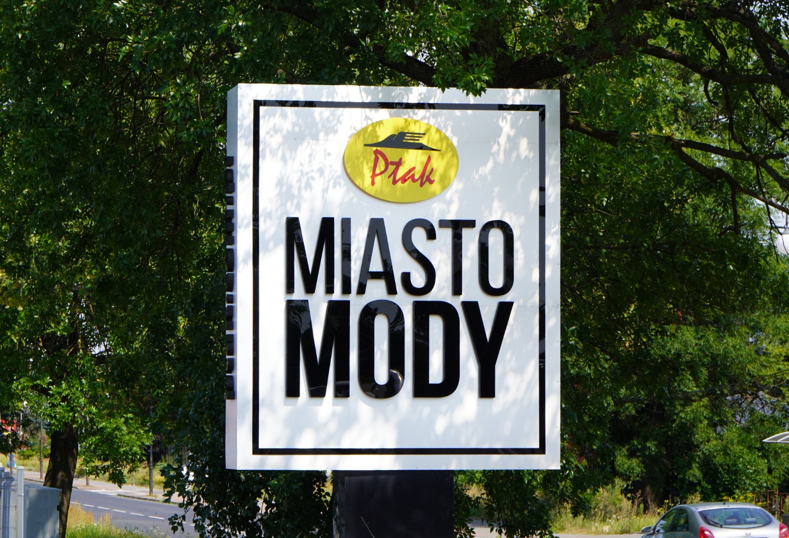 Miasto mody - Centrum Hurtowe PTAK