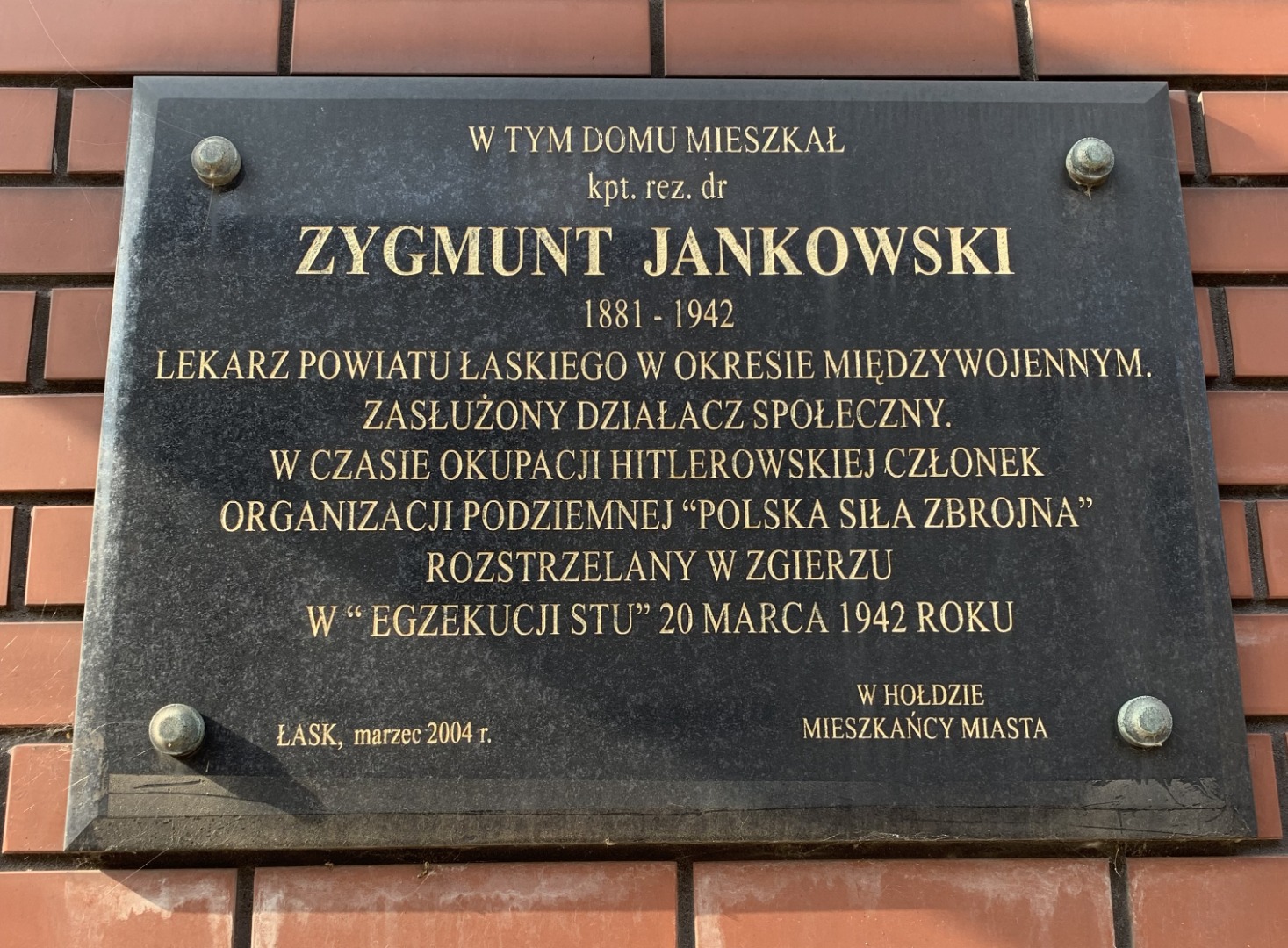 Tablica upamiętniająca Zygmunta Jankowskiego