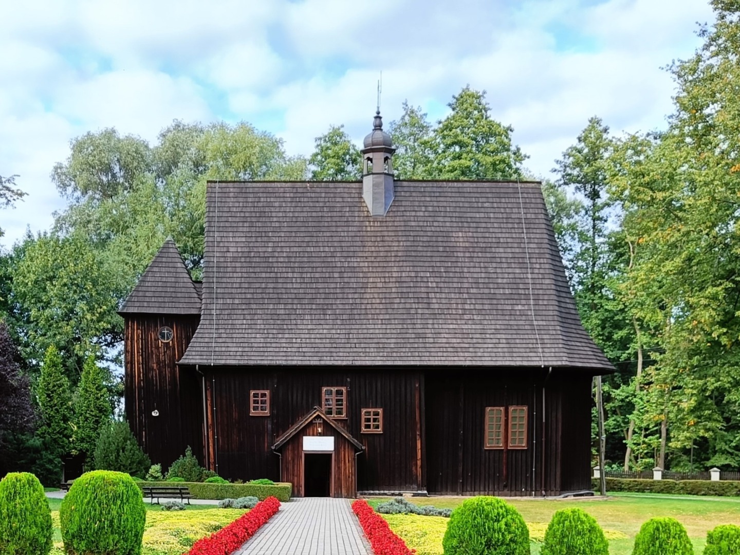 Kościół pw. Wszystkich Świętych w Popowicach