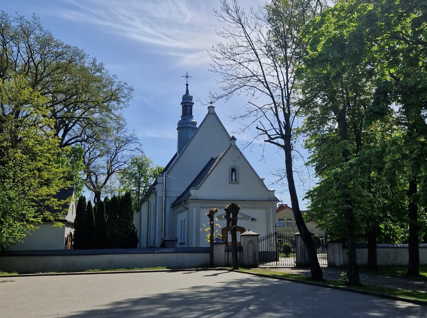 Kościół pw. Wniebowzięcia Najświętszej Maryi Panny w Marzeninie